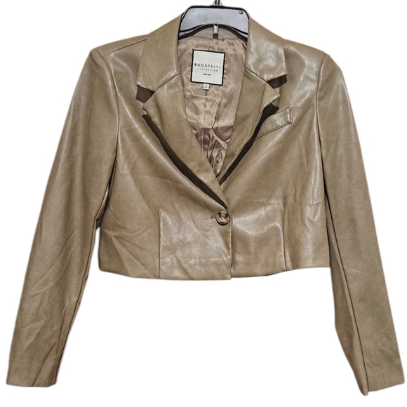 Bagatelle Collection women's cropped blazer, Tan color in faux leather, size M - Picture 2 of 14